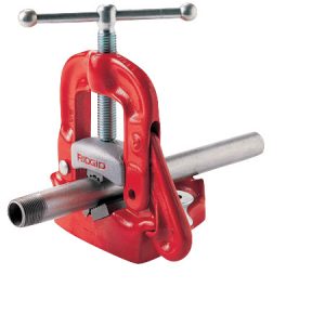 Red bench vise with the brand name "RIDGID" on the side, isolated on a white background.